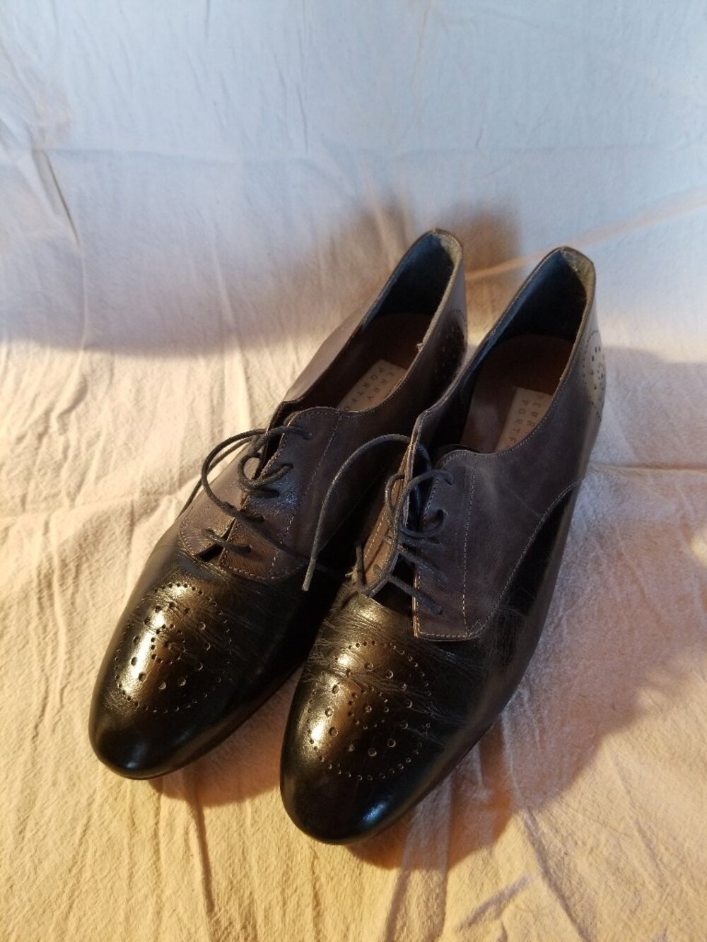 PERRY ELLIS Cute two-tone flats